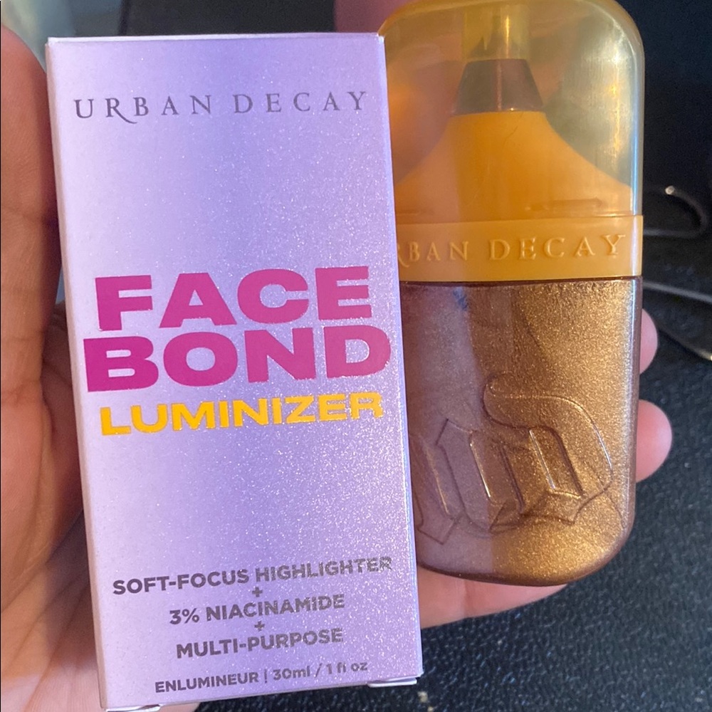 Urban Decay Face Bond Luminizer Soft Focus Highlighter in Half Baked